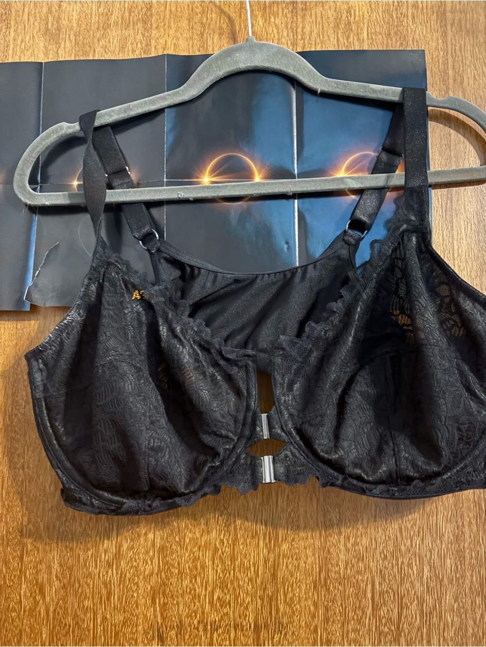 Deesse Lingerie Black Lace Front-Closure Support Bra